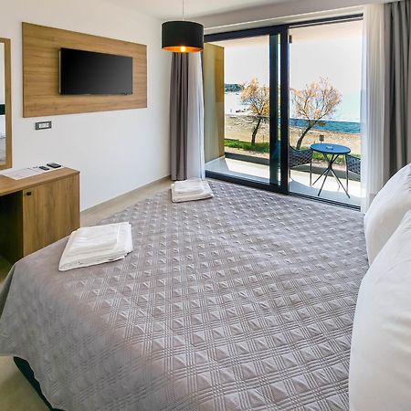 Maresole Beachfront Residence Poreč Dış mekan fotoğraf