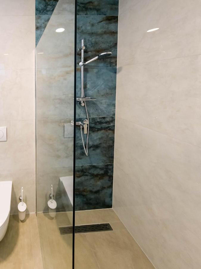 Maresole Beachfront Residence Poreč Dış mekan fotoğraf