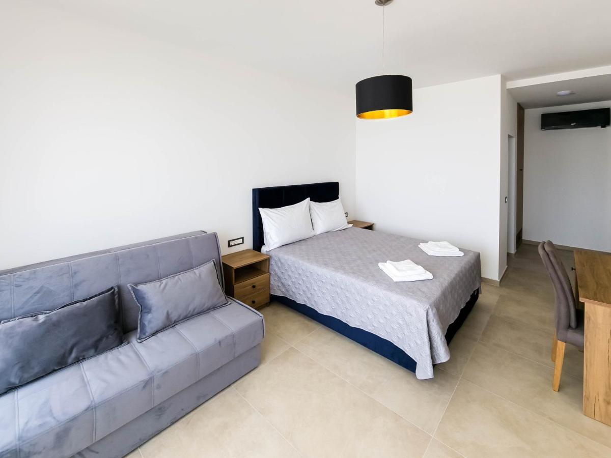 Maresole Beachfront Residence Poreč Dış mekan fotoğraf