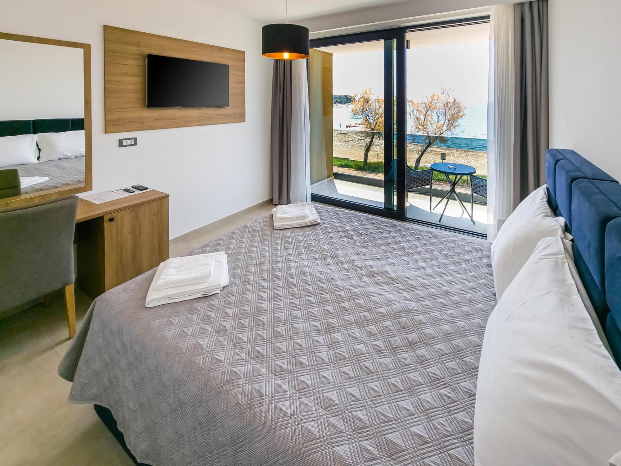 Maresole Beachfront Residence Poreč Dış mekan fotoğraf